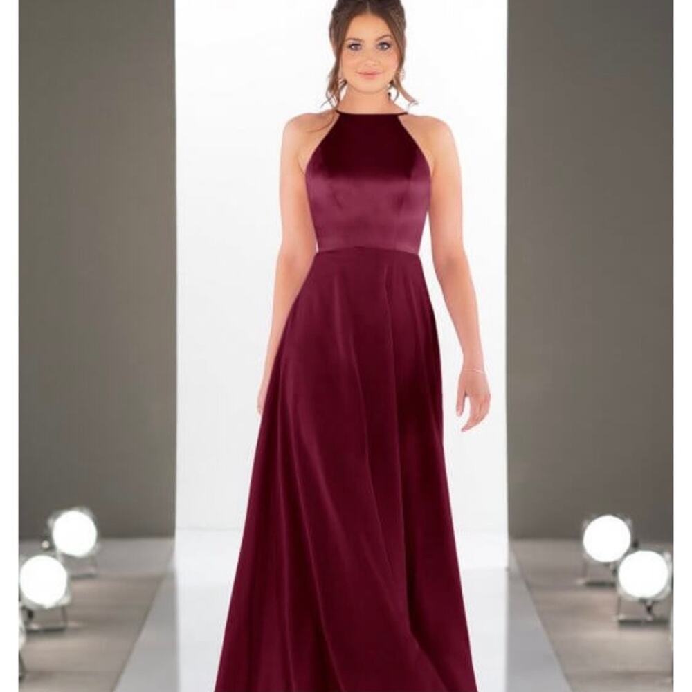 Sorella Vita Satin and Chiffon Burgundy Halter Bridesmaid Dress Size 2
